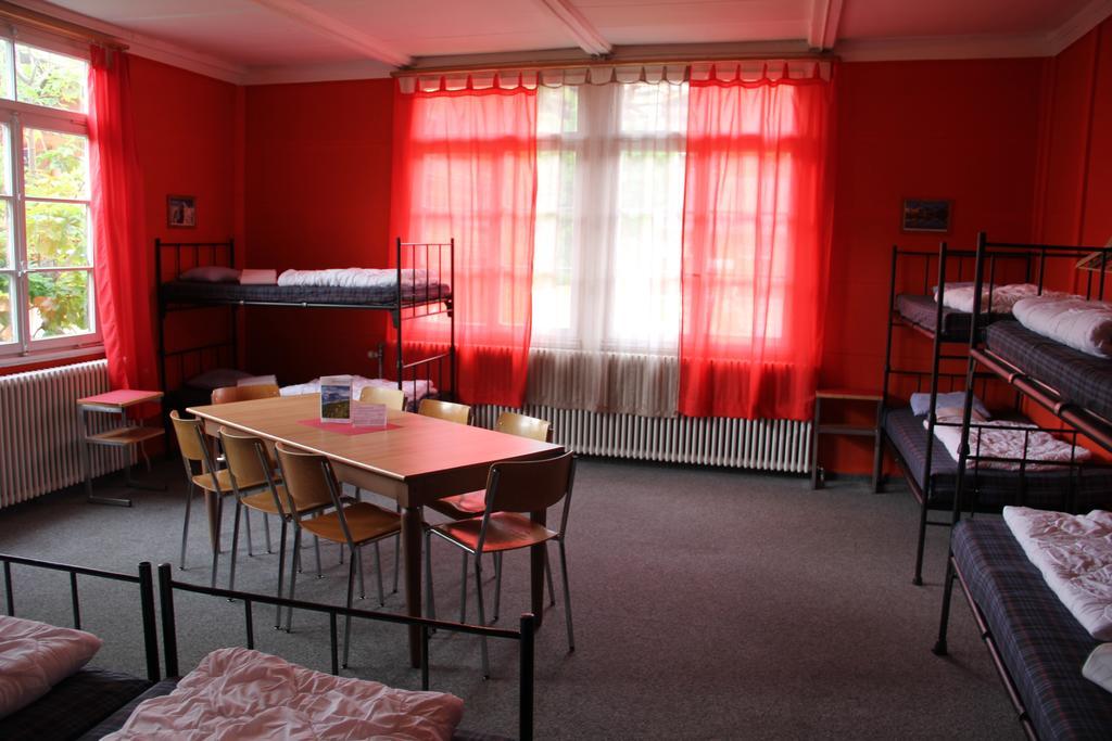 Downtown Lodge Hostel - Unique Simple Central Grindelwald Exteriör bild