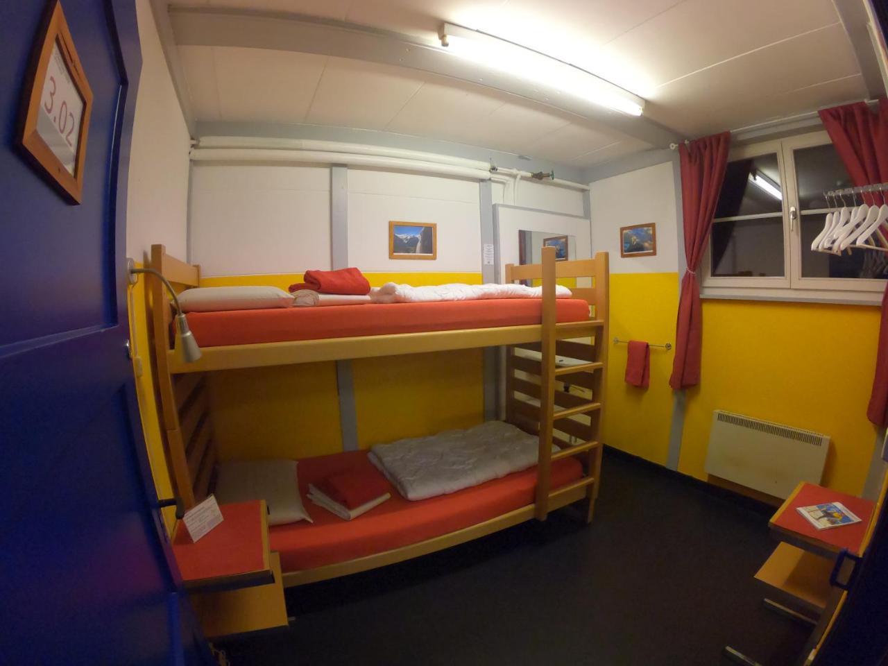Downtown Lodge Hostel - Unique Simple Central Grindelwald Exteriör bild